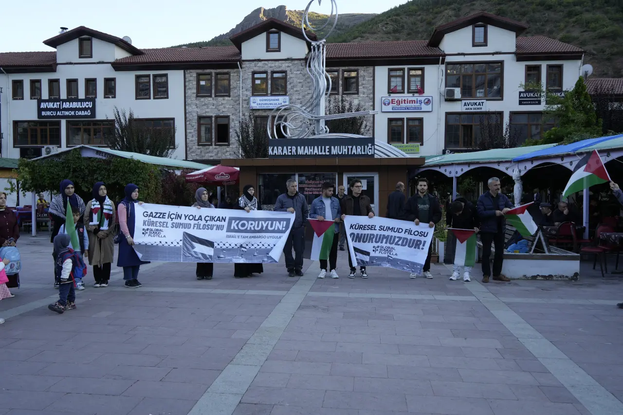 Gümüşhane’de Sumud Filosu’na destek basın açıklaması 1