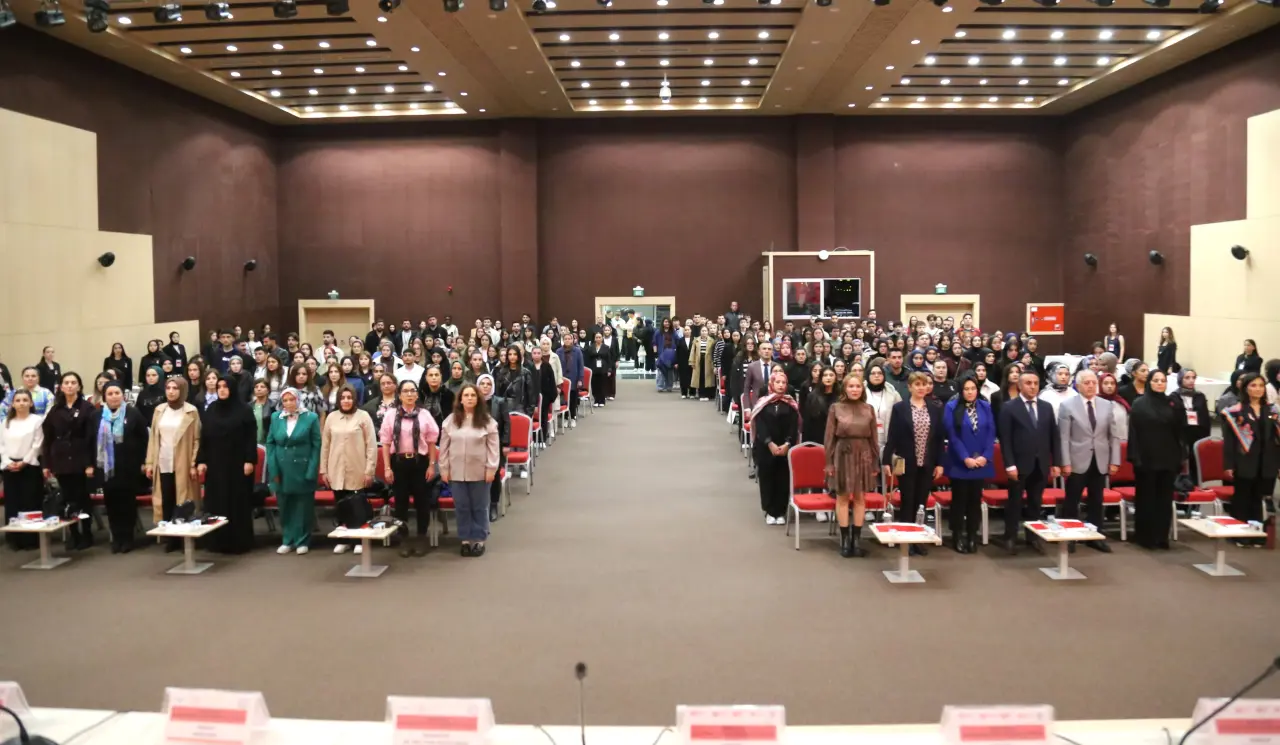 GÜ’de UNIDES projeleri şenliği gerçekleştirildi 10