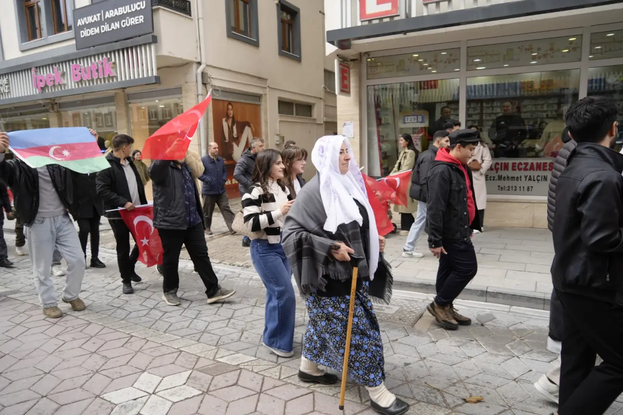 Ülkü Ocaklarından Cumhuriyet Bayramı yürüyüşü 10