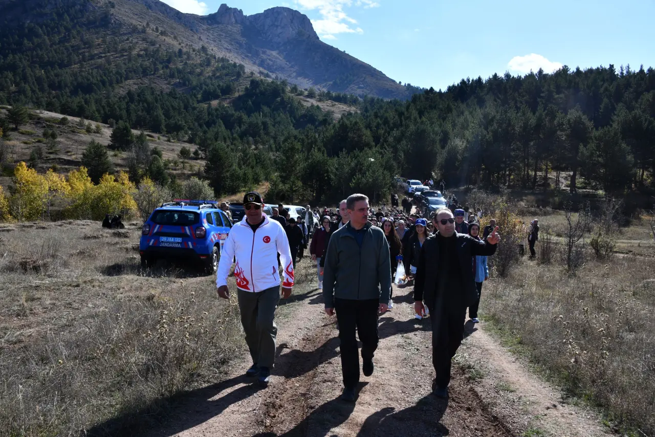 Gümüşhane’nin eşsiz sonbahar manzarasında gençlik buluşması 2