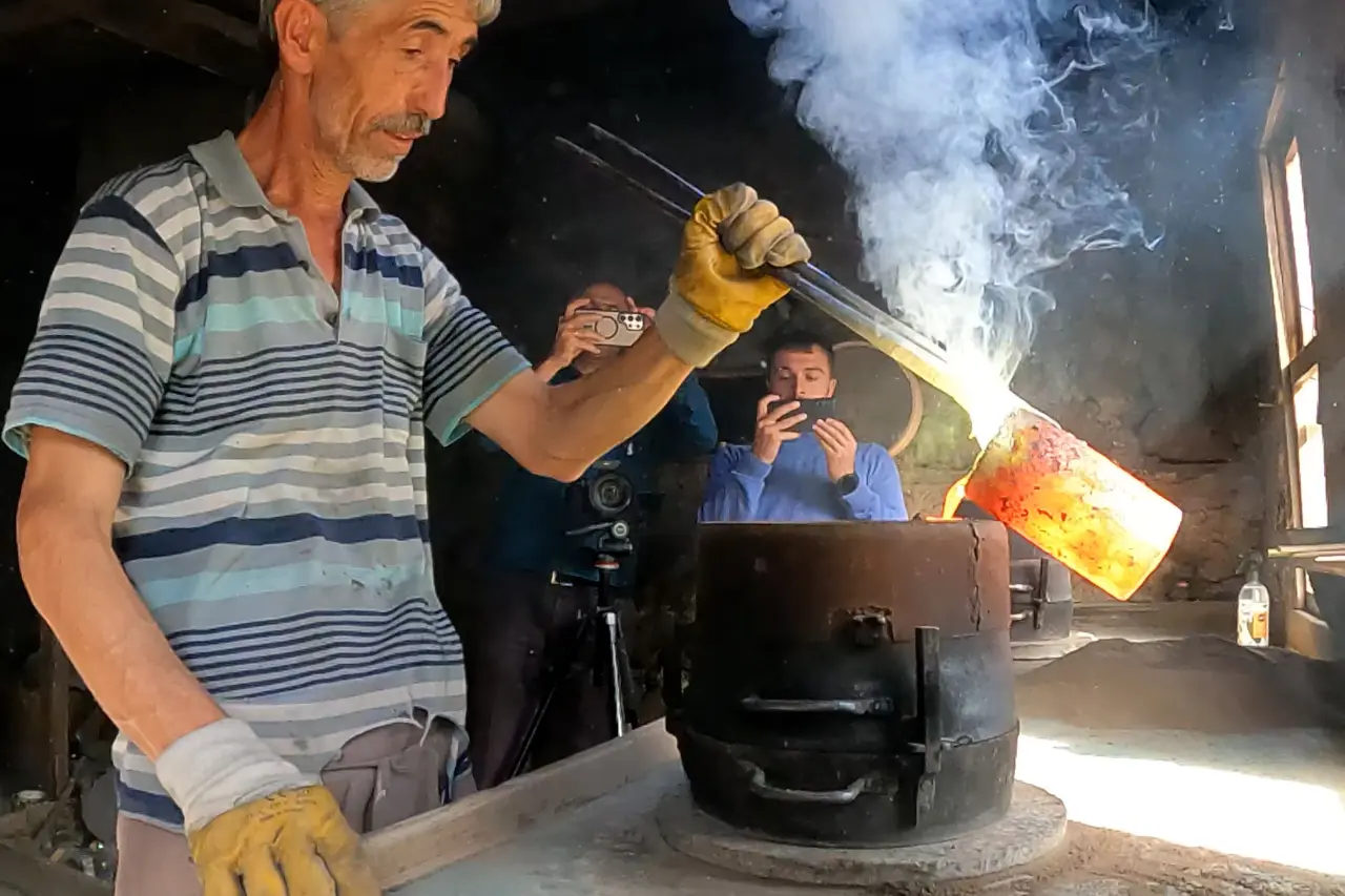 Kürtün'de hurda musluktan el emeğiyle üretilen ziller Avrupa’da çalıyor 24