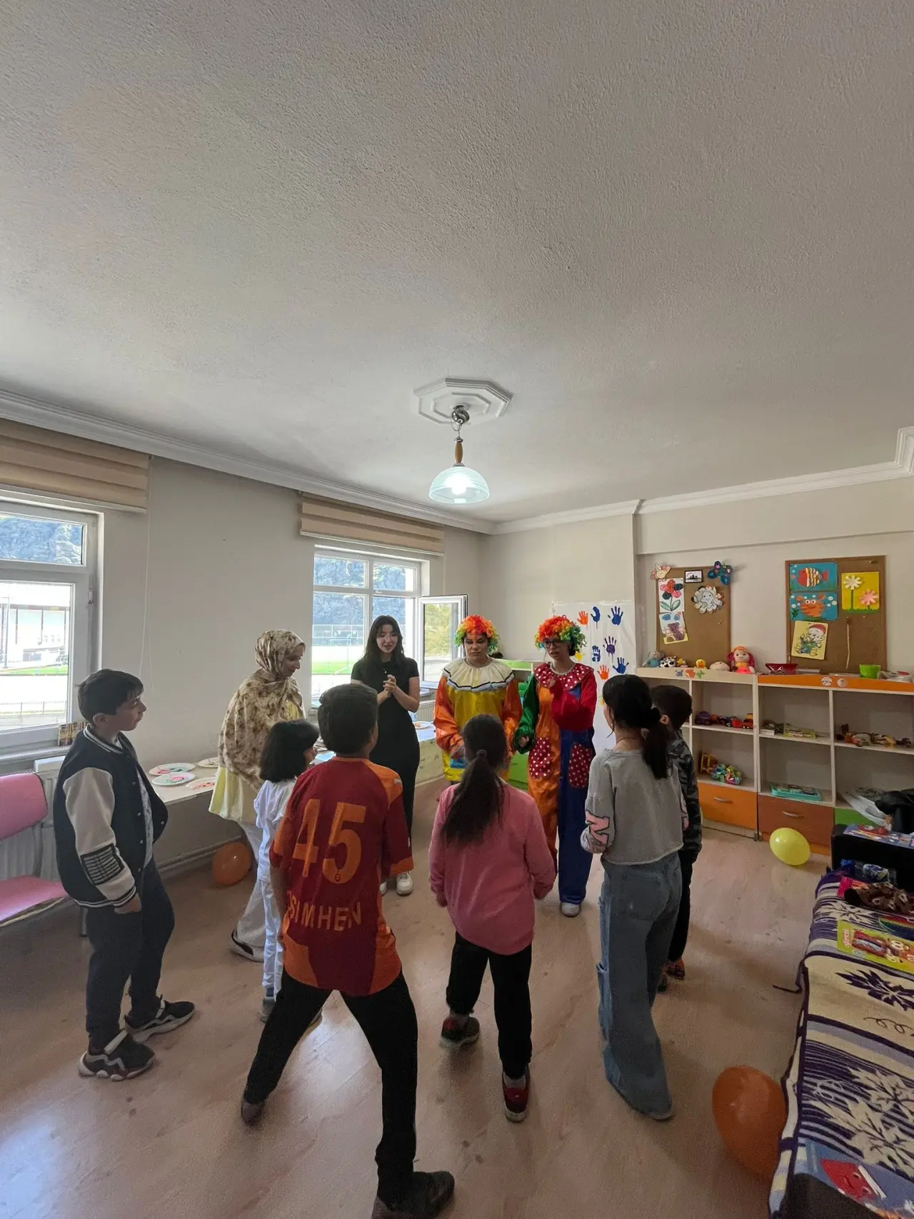 Üniversite öğrencilerinden özel çocuklara anlamlı etkinlik 16