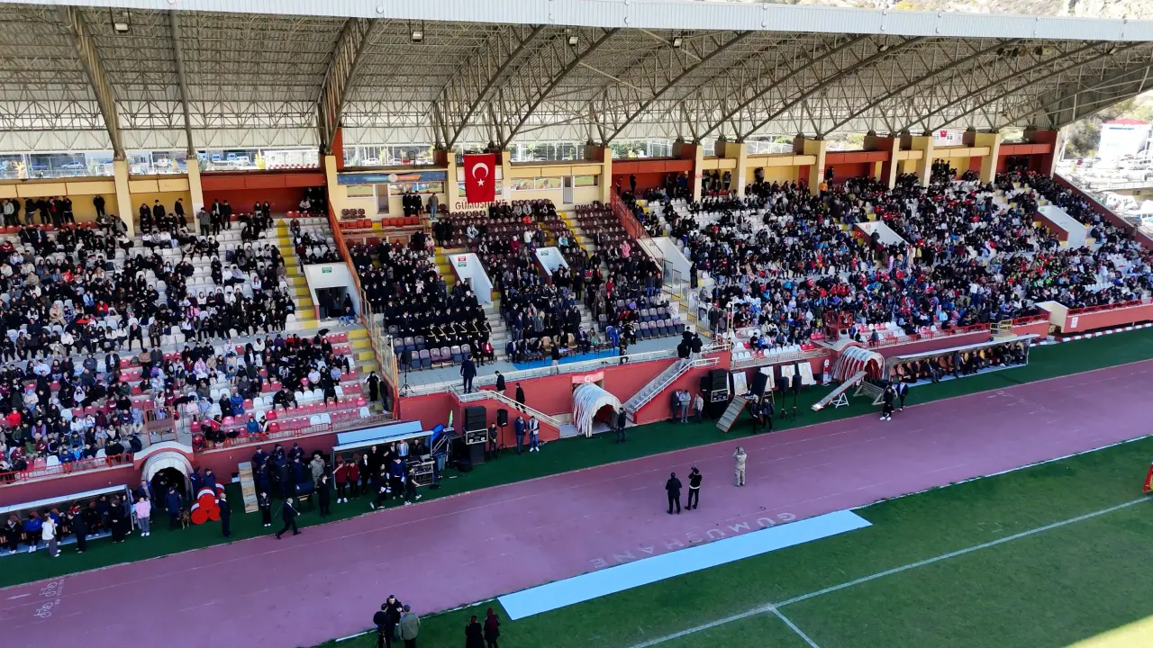 Cumhuriyet’in 102. Yılı Gümüşhane’de coşkuyla kutlandı 14