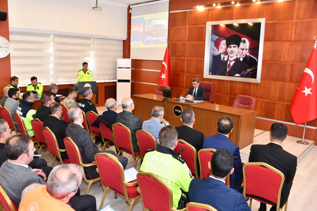 Gümüşhane'de trafik kazalarına karşı hedef: 2050'de sıfır can kaybı 3