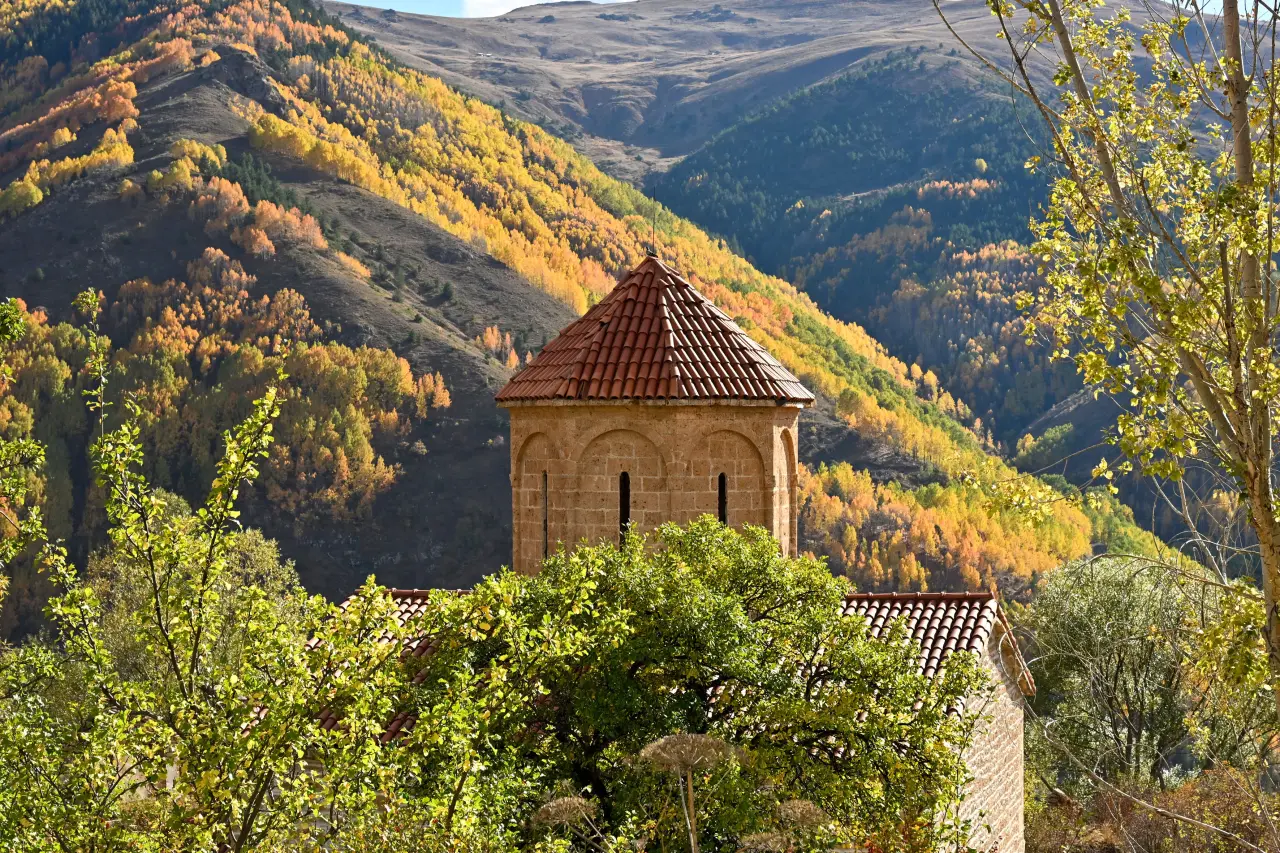 Gümüşhane’de 675 yıllık tarih sonbahar renkleriyle buluştu 9