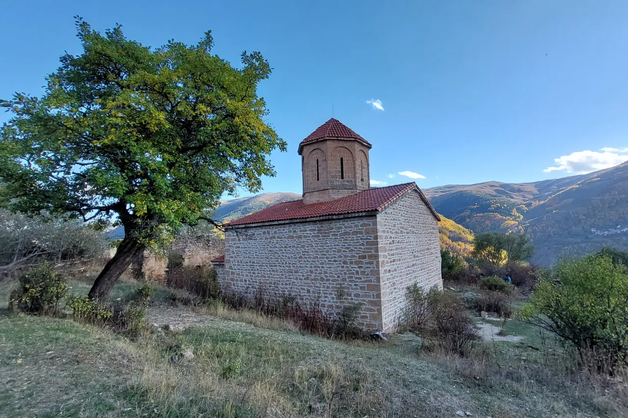 Gümüşhane’de 675 yıllık tarih sonbahar renkleriyle buluştu 5