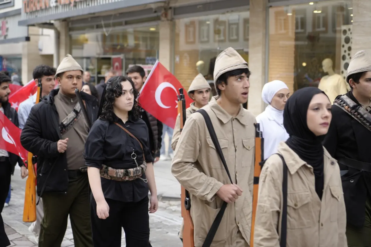 Ülkü Ocaklarından Cumhuriyet Bayramı yürüyüşü 9