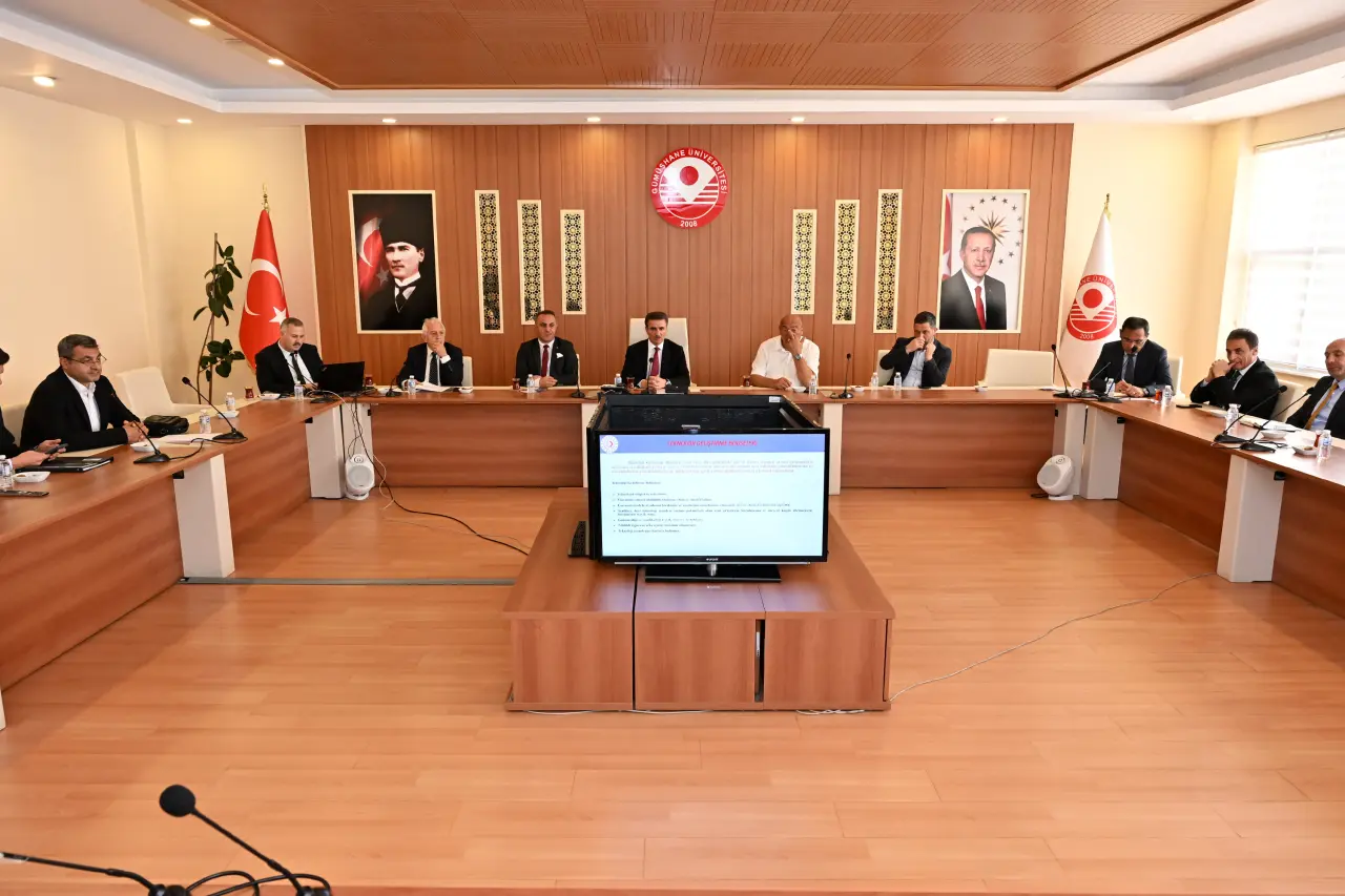 SANTEK 2025’te Gümüşhane’nin Teknoloji Geleceği Konuşuldu 9