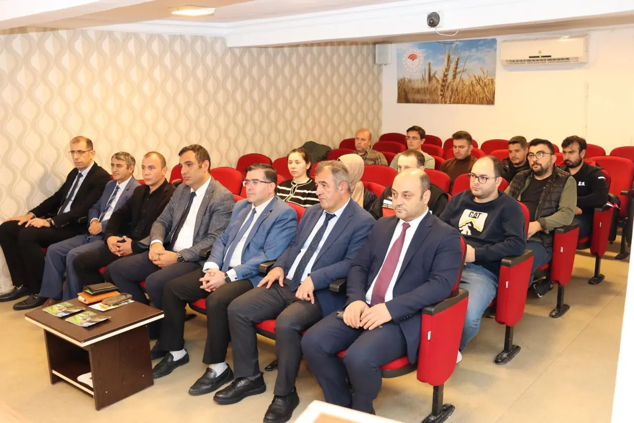 Gümüşhane’de Tarım Sayımı Çalışmaları Değerlendirme Toplantısı Yapıldı 5