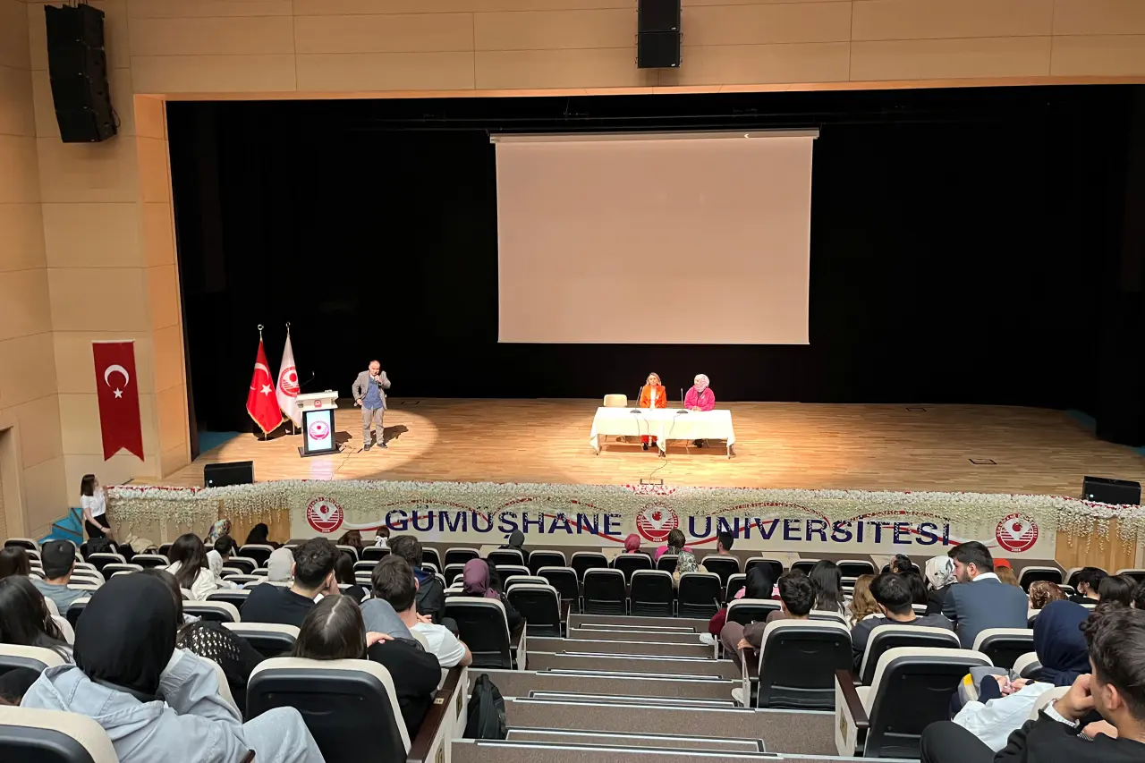 GÜ’de Pembe Farkındalık etkinliği 5