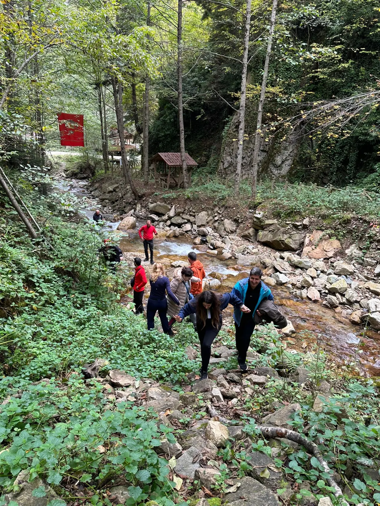Örümcek Ormanları'nda Cumhuriyet ruhu adım adım yaşatıldı 16