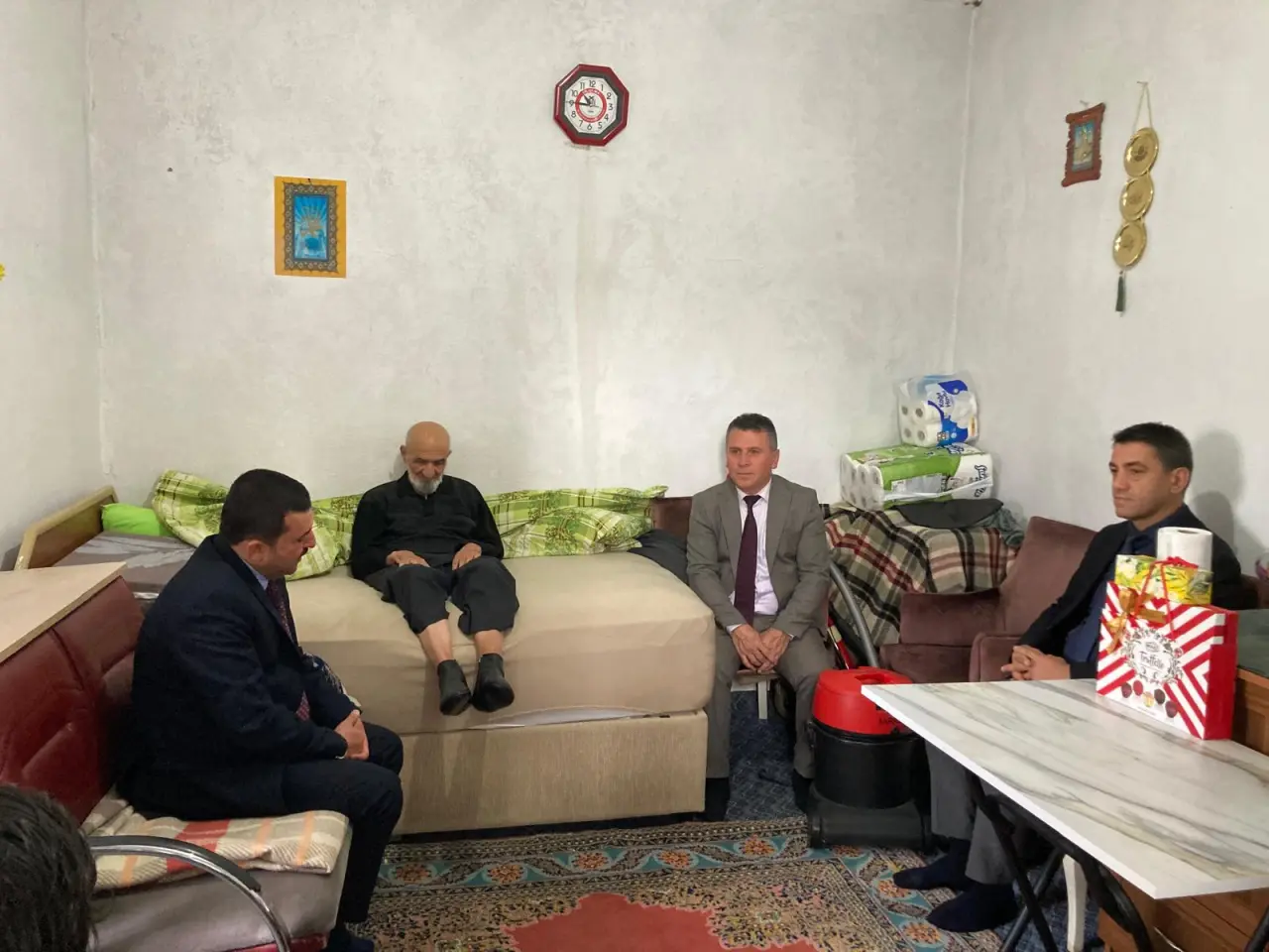 Gümüşhane’de Dünya Yaşlılar Gününde büyükler unutulmadı 4