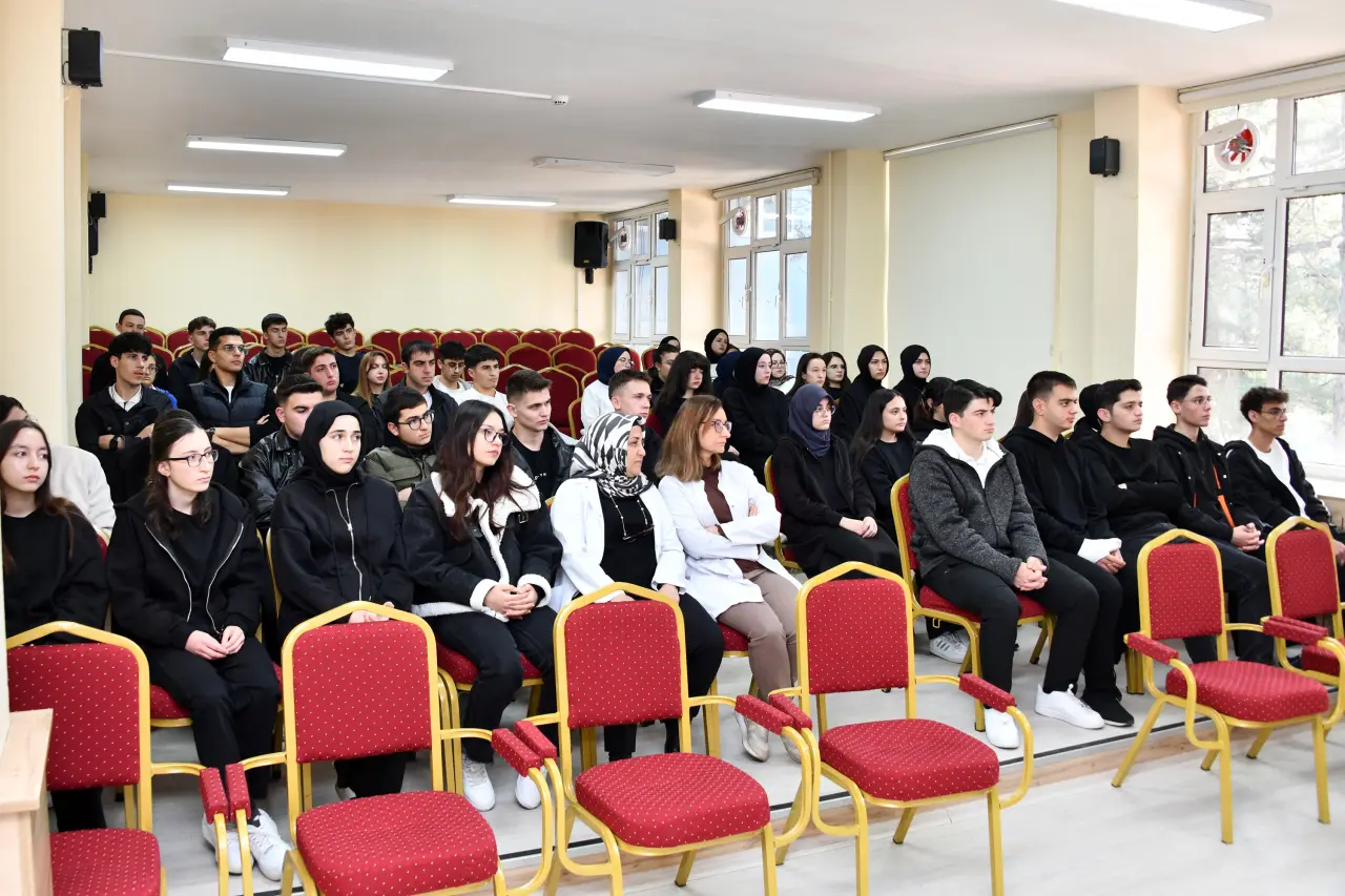 Vali Baruş'tan gençlere altın değerinde öğütler 6