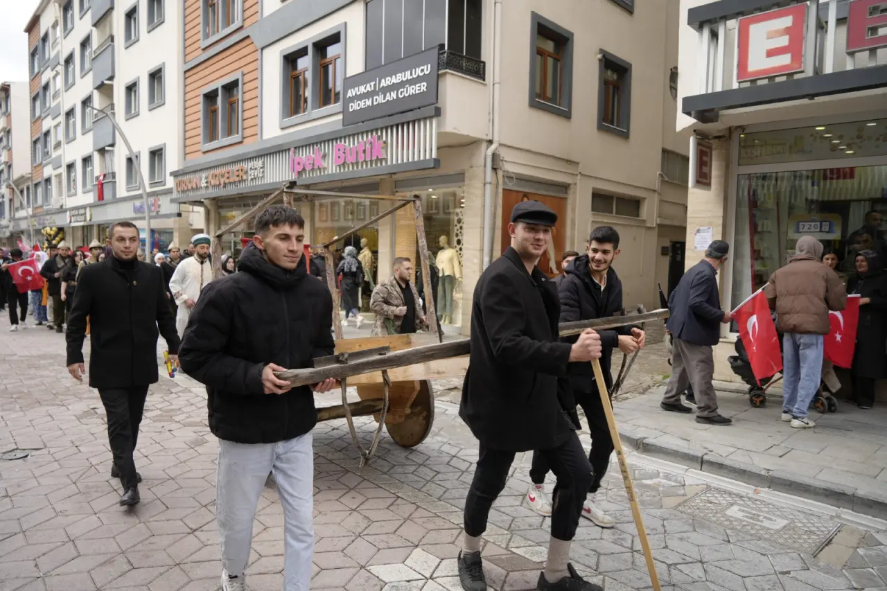 Ülkü Ocaklarından Cumhuriyet Bayramı yürüyüşü 4