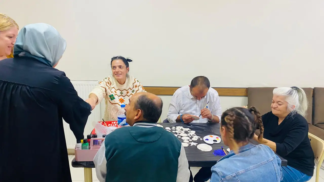 Türk Kızılay’dan anlamlı ziyaret 8