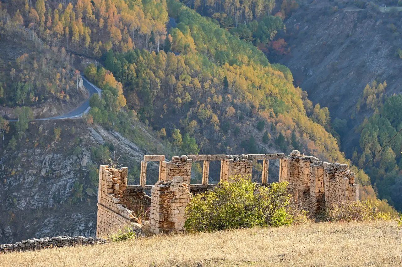 Gümüşhane’de 675 yıllık tarih sonbahar renkleriyle buluştu 19