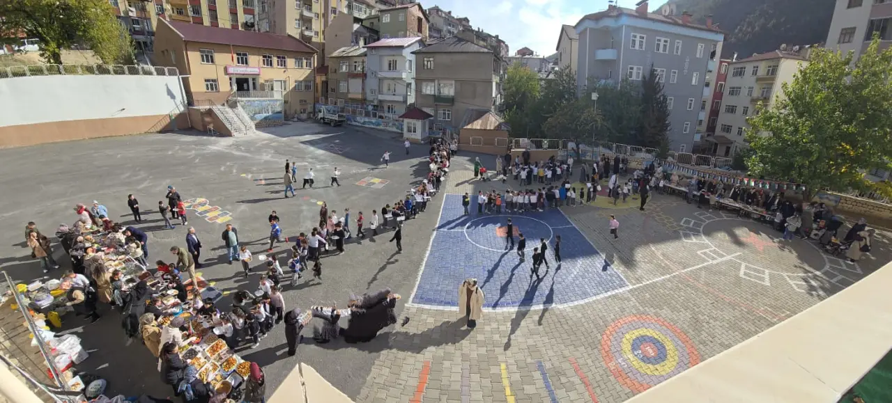 Aysın Rafet Ataç İlkokulu'ndan Filistin'e Rekor Destek: 2.5 Saatte 87.410 TL! 5