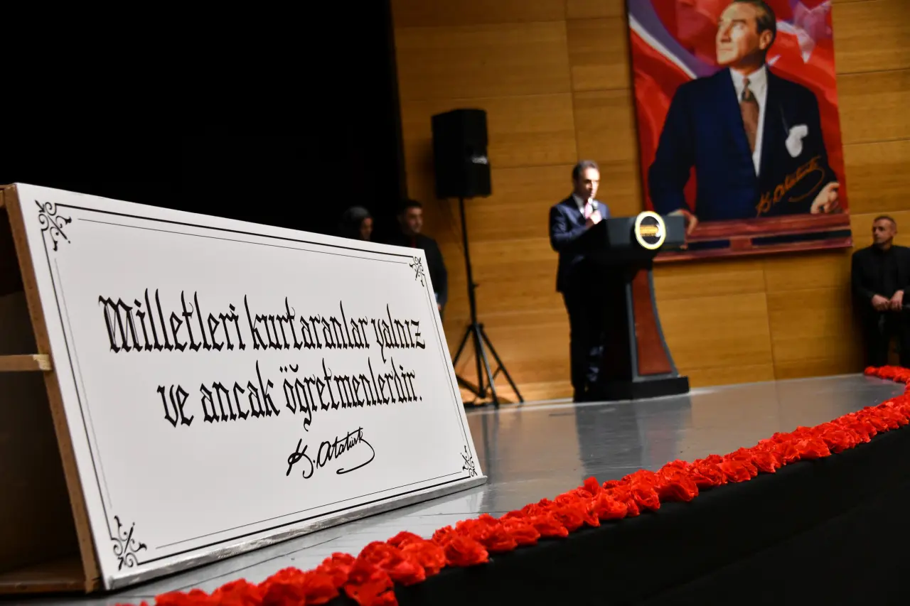 Gümüşhane'de Öğretmenler Günü kutlandı 41