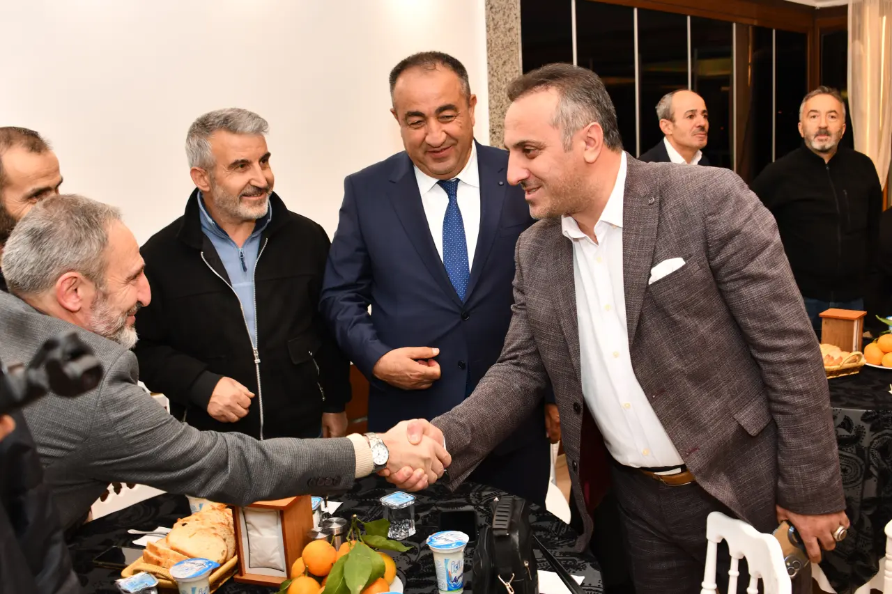 Gümüşhane’de Eğitim Çınarlarına Büyük Vefa 11