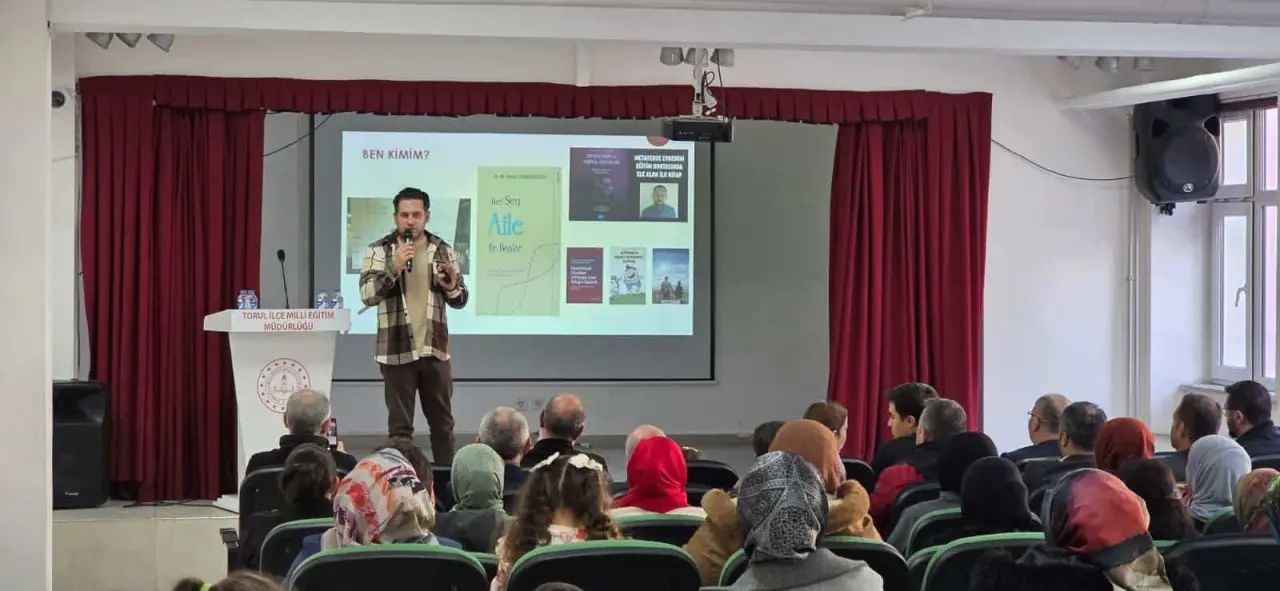 Torul’da "Her Şey Aile İle Başlar" diyerek velilere yol haritası çizildi 6