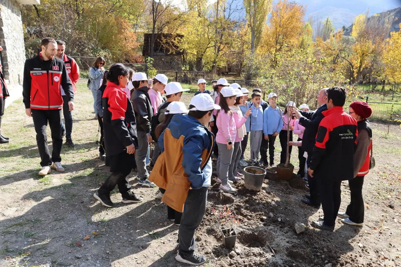 Gümüşhane’de Lider Çocuklar Tarımı Yerinde Öğrendi 13