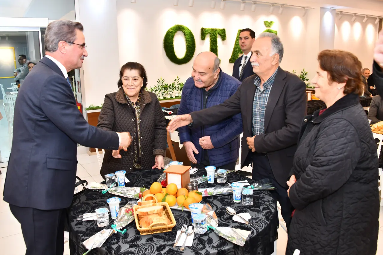 Gümüşhane’de Eğitim Çınarlarına Büyük Vefa 9