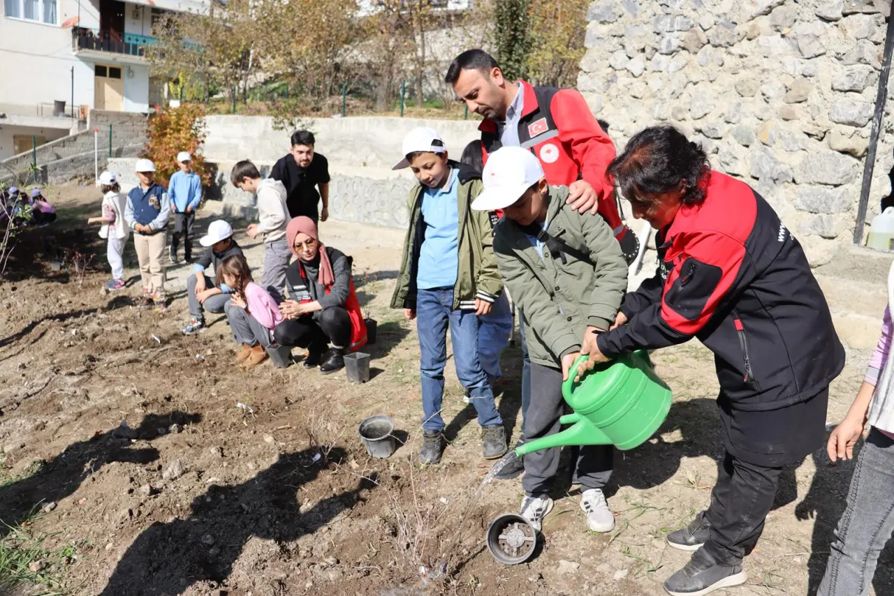 Gümüşhane’de Lider Çocuklar Tarımı Yerinde Öğrendi 16