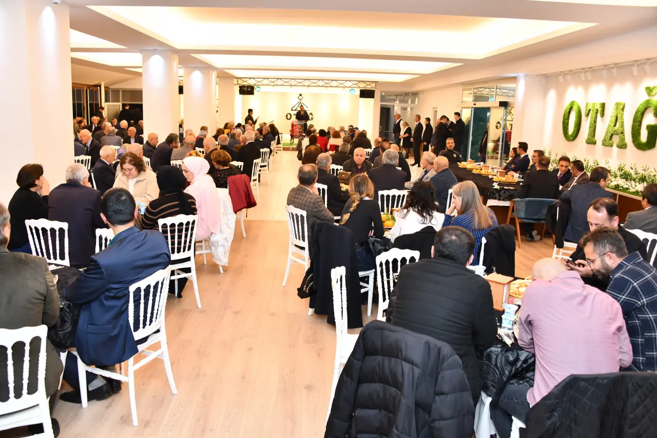 Gümüşhane’de Eğitim Çınarlarına Büyük Vefa 20