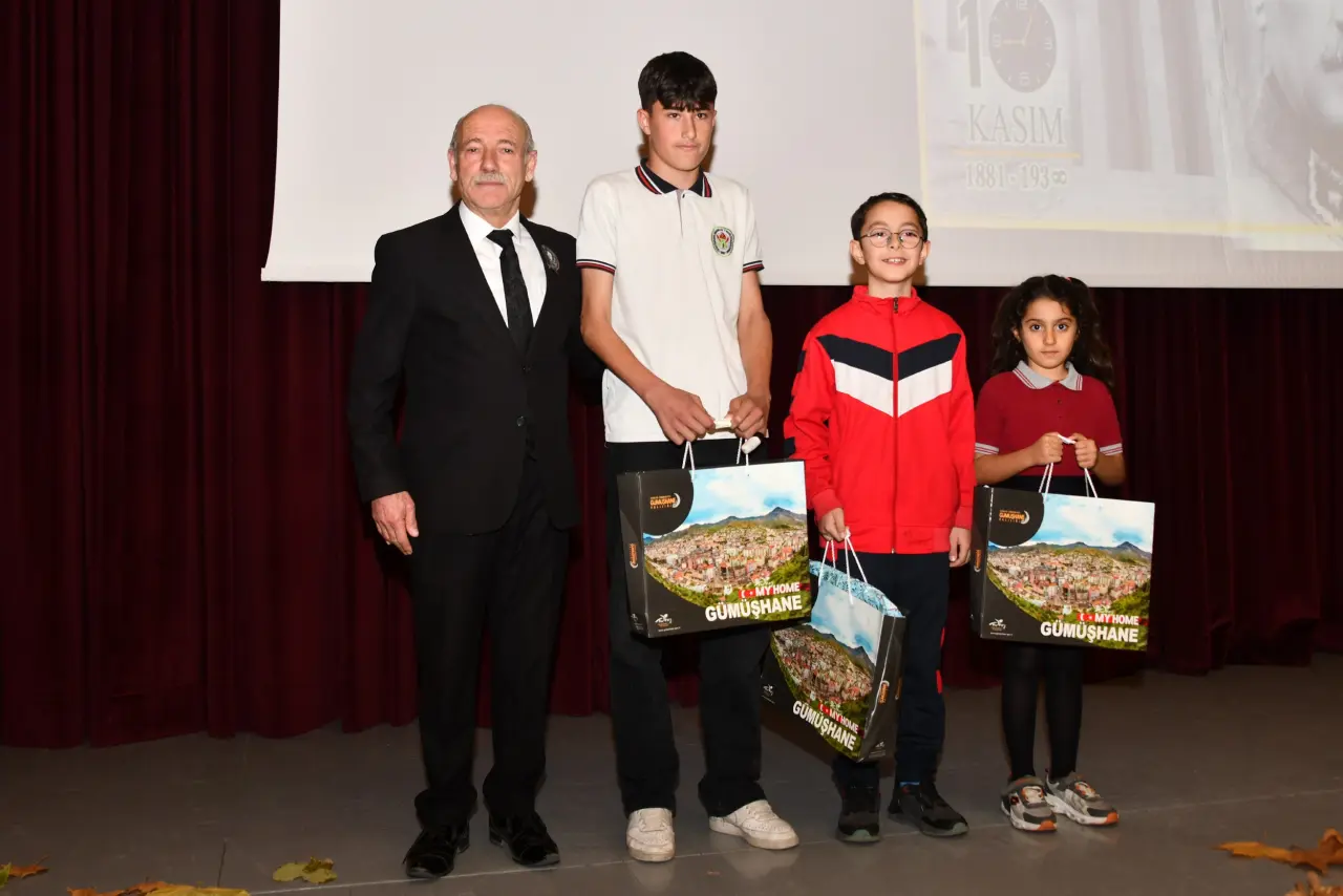 Büyük Önder Atatürk vefatının 87.yılında Gümüşhane'de anıldı 20