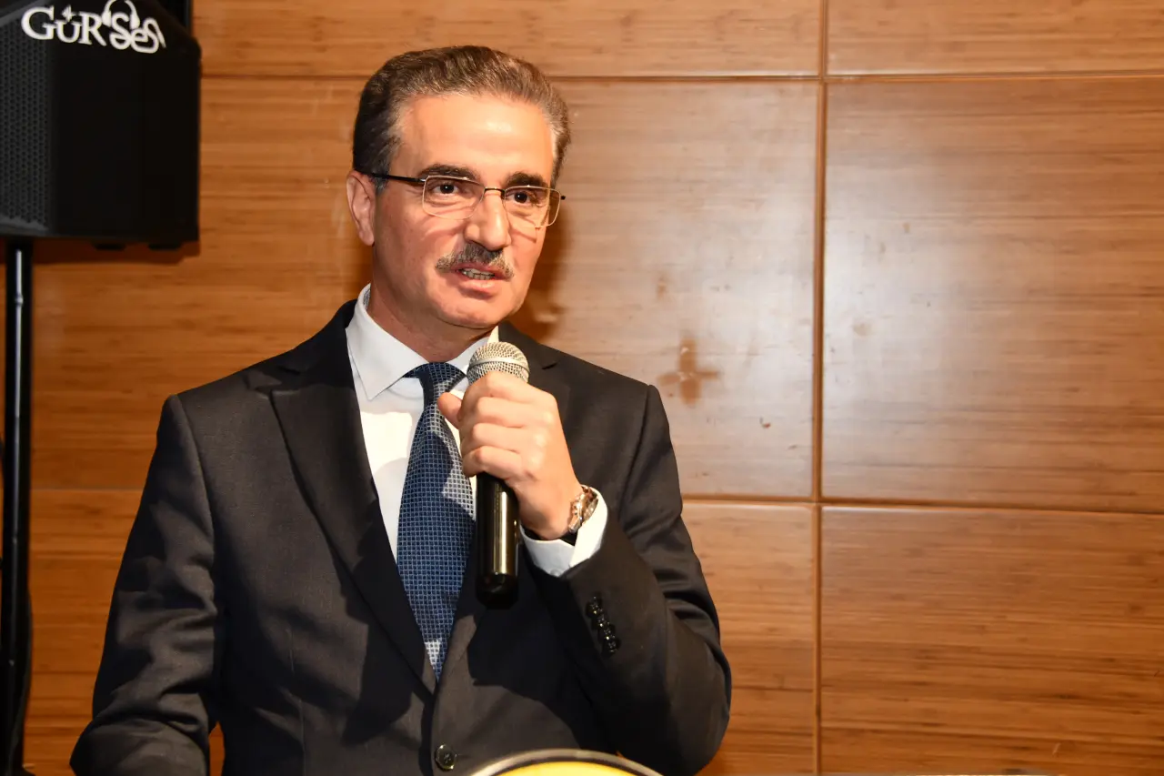 Gümüşhane'de Öğretmenler Günü kutlandı 4