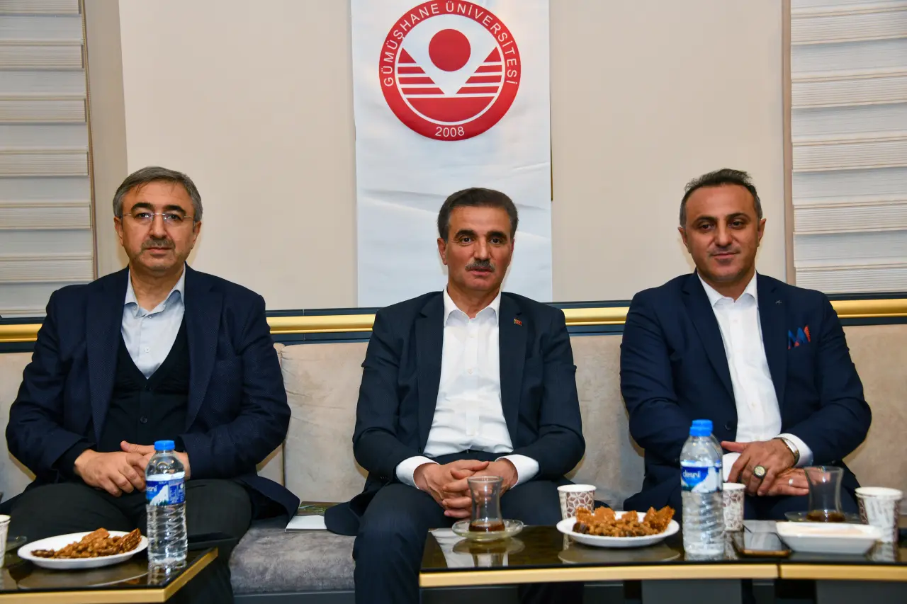 Vali Baruş, Türk İdare sisteminin bin yıllık serüvenini anlattı 6