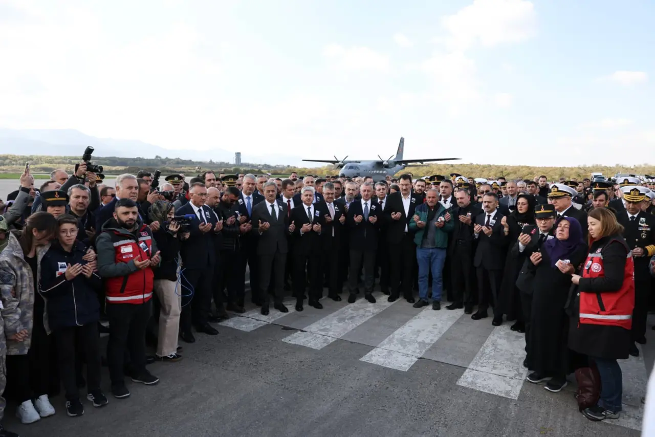 Şehidimiz son yolculuğuna uğurlandı 5