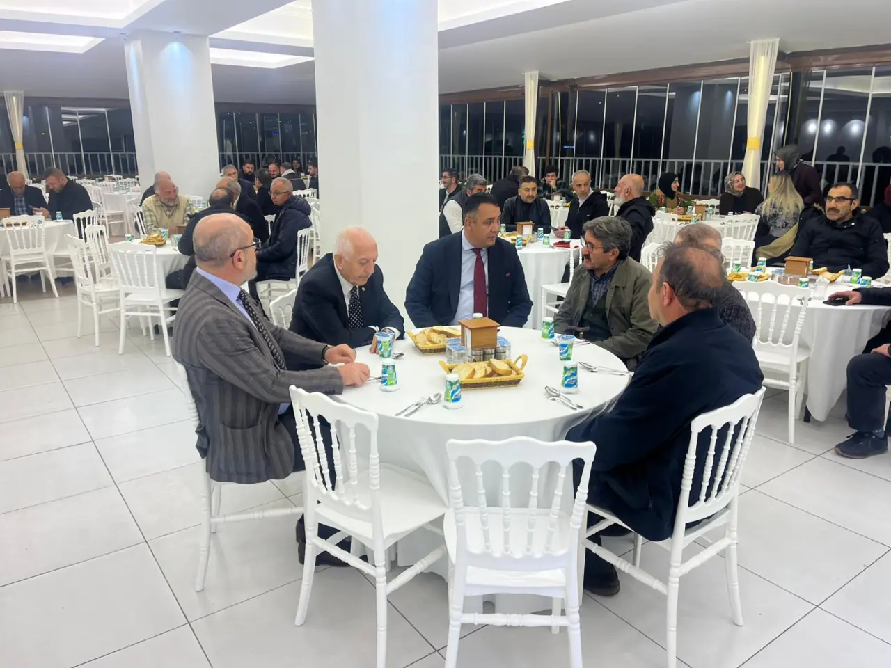 Esnafa yemekli kaldırım teşekkürü 4