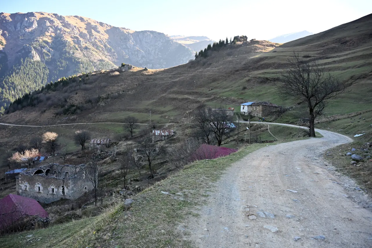 "Kayıp Santa Yolu"nda vefa yürüyüşü 25