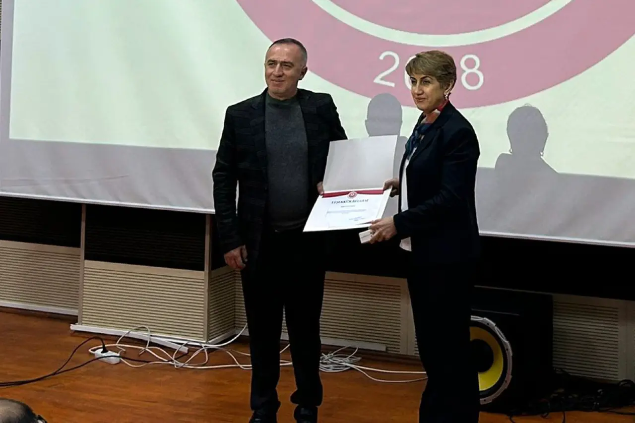 Usta Gazeteciden iletişimcilere uyarı: "Bu meslek zengin olma yeri değil" 1