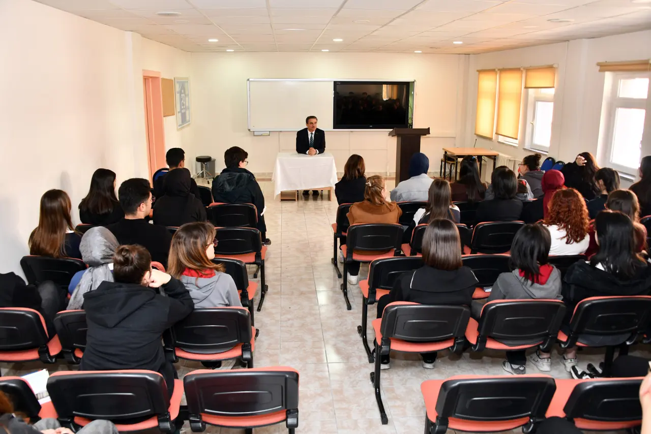 Vali Baruş'tan Gümüşhaneli gençlere altın değerinde öğütler 11