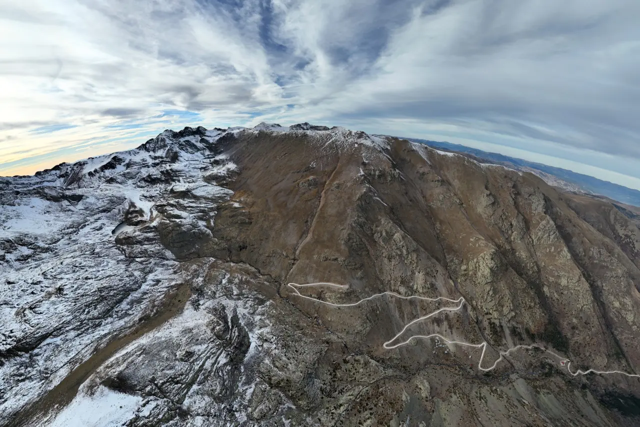 Vali Baruş, Artabel Gölleri Tabiat Parkı yolunda incelemelerde bulundu 1