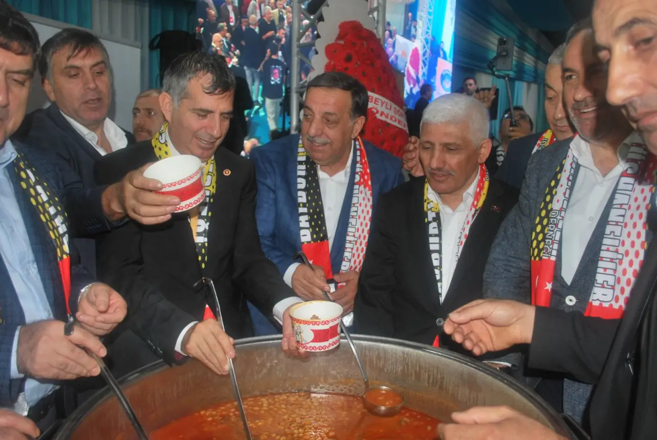 2. Sultanbeyli Memleket Günleri’nde Gümüşhane ve Bayburt coşkusu 17