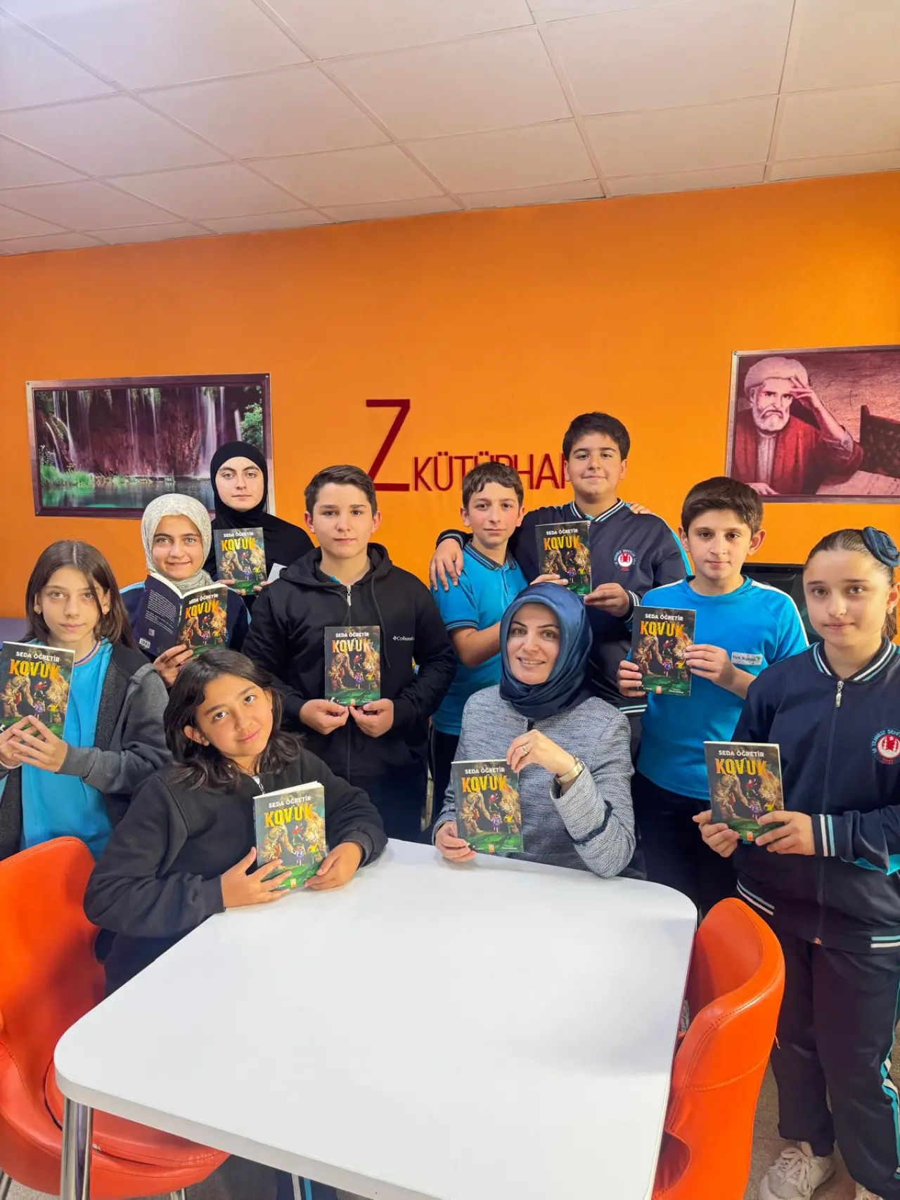 Gümüşhane'den Mardin'e Kurulan Gönül Köprüsü: Öğrenciler Mektuplarla Hem Kültür Hem Kitap Paylaşıyor! 5