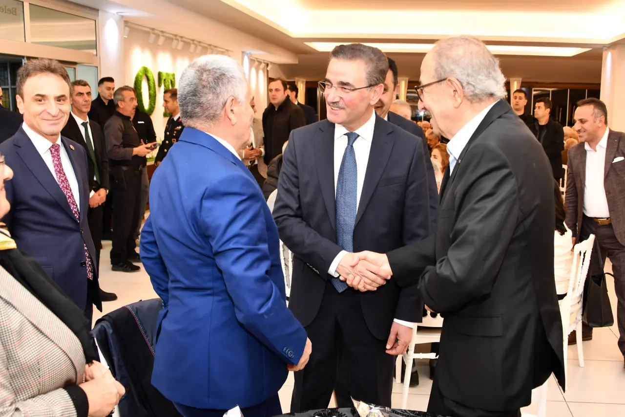 Gümüşhane’de Eğitim Çınarlarına Büyük Vefa 14