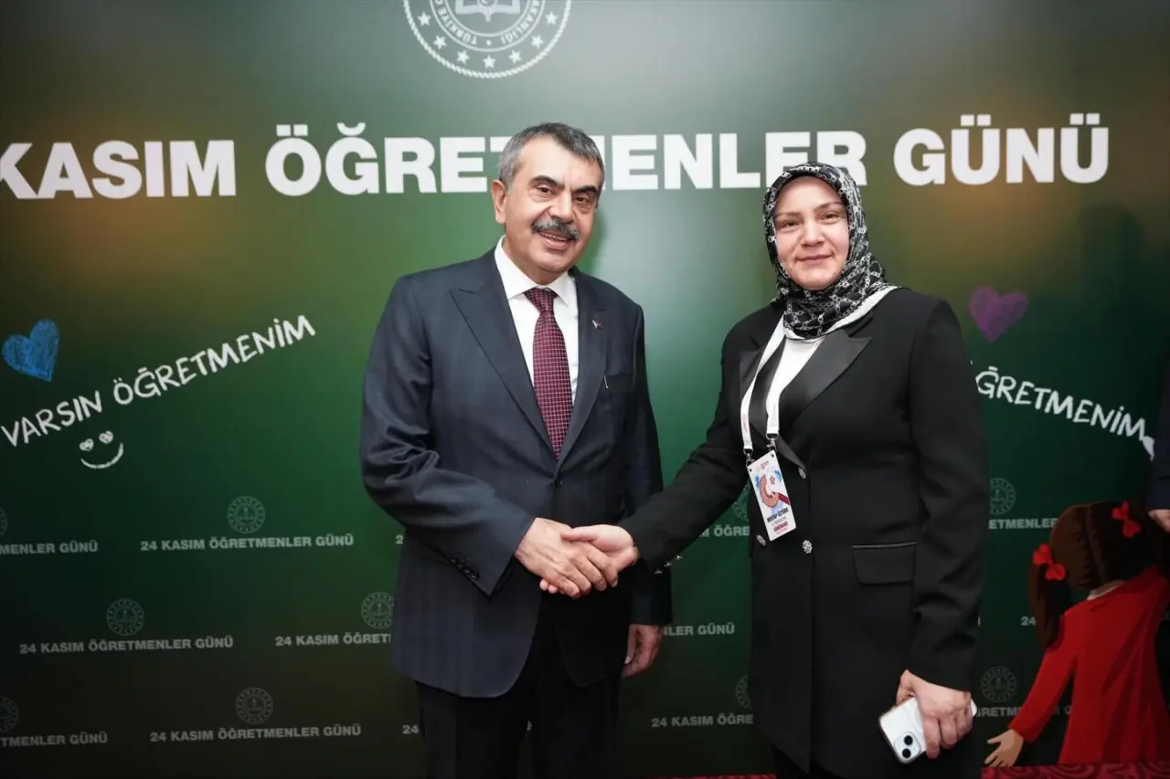 Öztürk, 'Yılın Öğretmeni' Olarak Ankara’da Gümüşhane’yi temsil etti 2