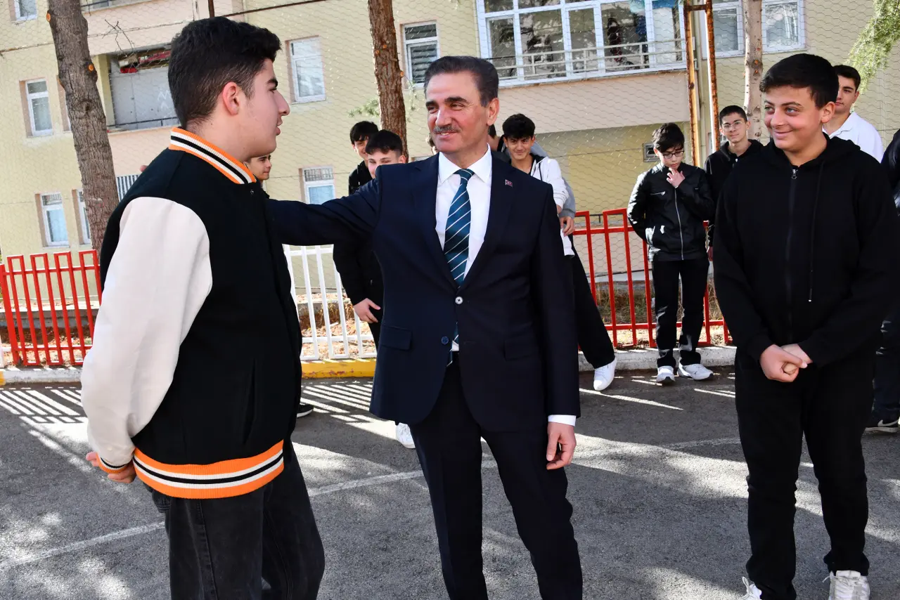 Vali Baruş'tan Gümüşhaneli gençlere altın değerinde öğütler 19