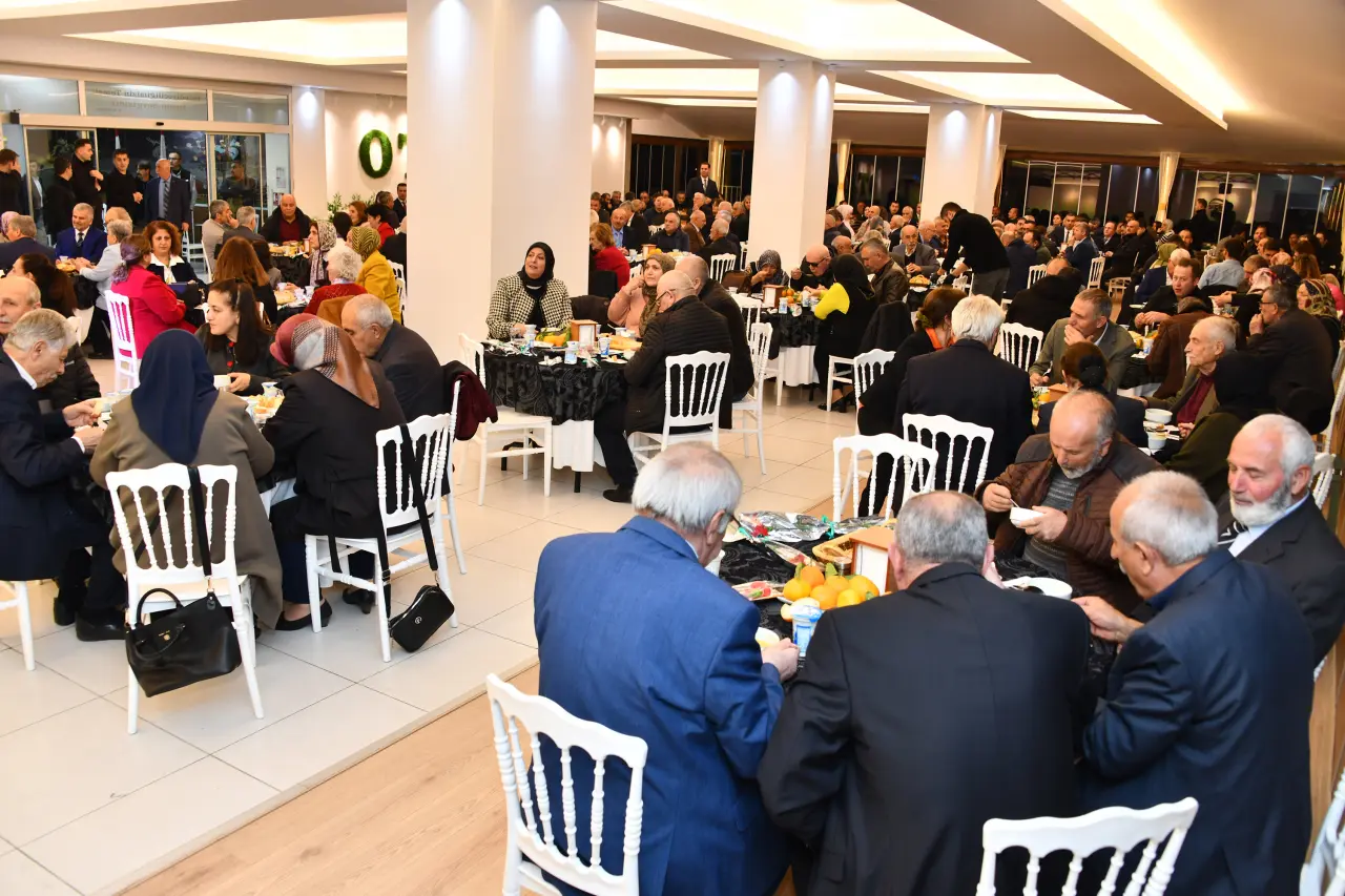 Gümüşhane’de Eğitim Çınarlarına Büyük Vefa 17