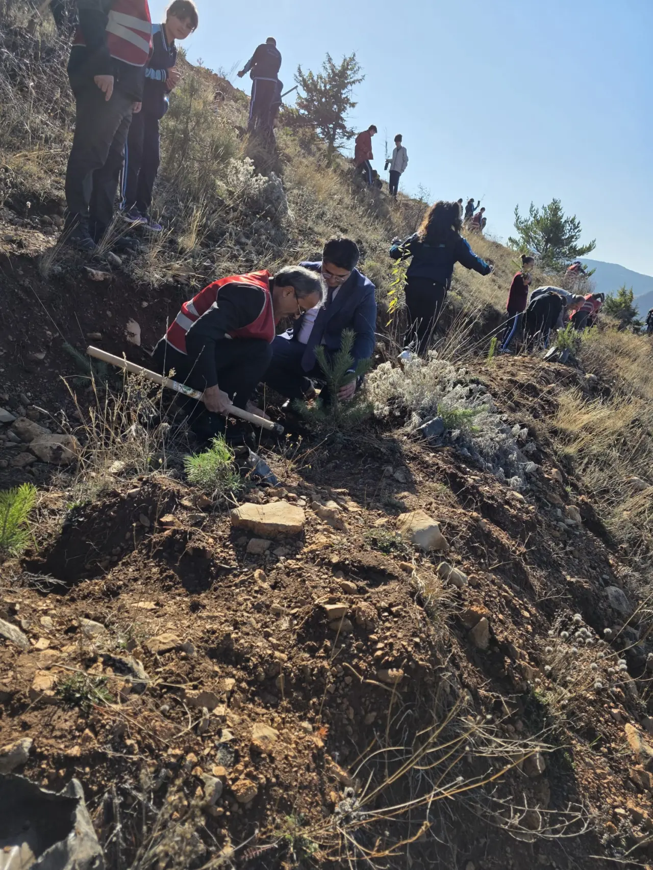 Şehitlerin aziz hatırası ve Gazze’nin umudu toprakla buluştu 10