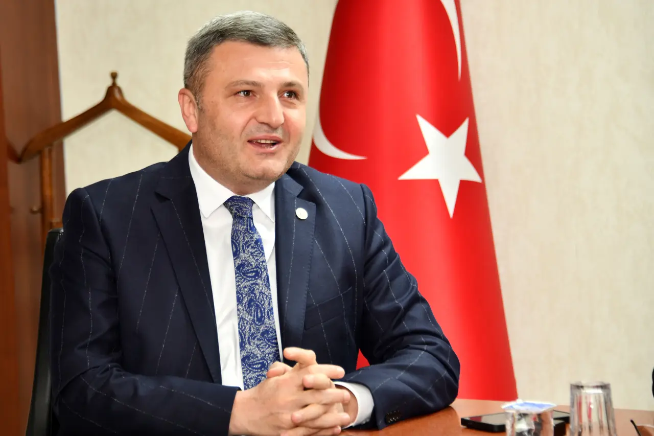 Gümüşhane'ye 500 Kişilik Çağrı Merkezi için imzalar atıldı 3