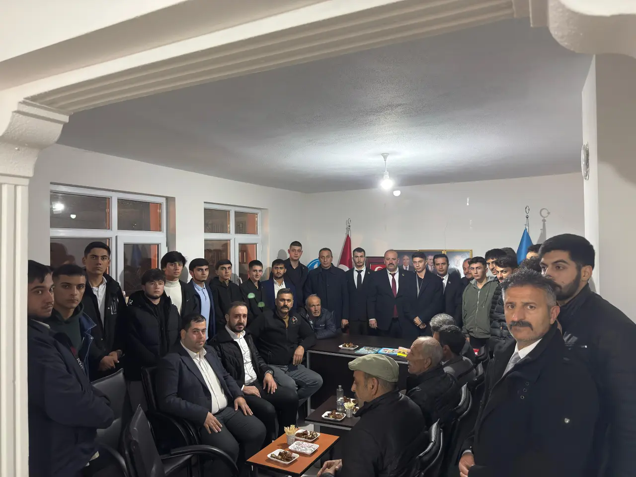 Şiran Ülkü Ocakları İlçe Başkanlığına Eneshan Şahin atandı 6