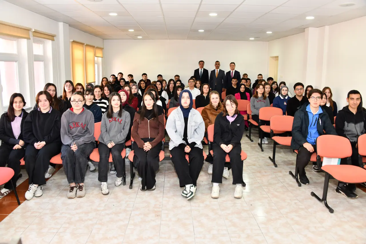 Vali Baruş'tan Gümüşhaneli gençlere altın değerinde öğütler 28