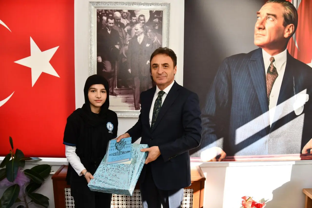 Gümüşhane’de dilimizin zenginlikleri ödüllendirildi 10