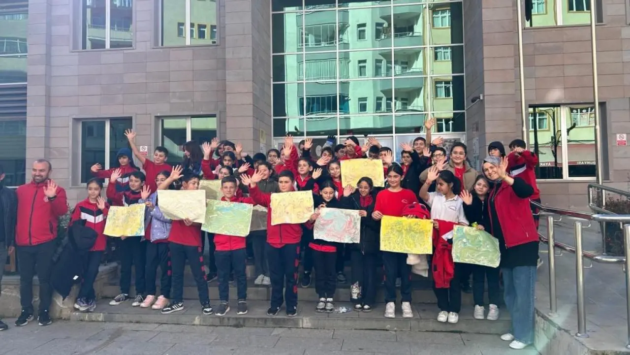 Gümüşhane’de Öğrenciler Hem Eğlendi Hem Öğrendi: "Okullar Merkezimizde" 10