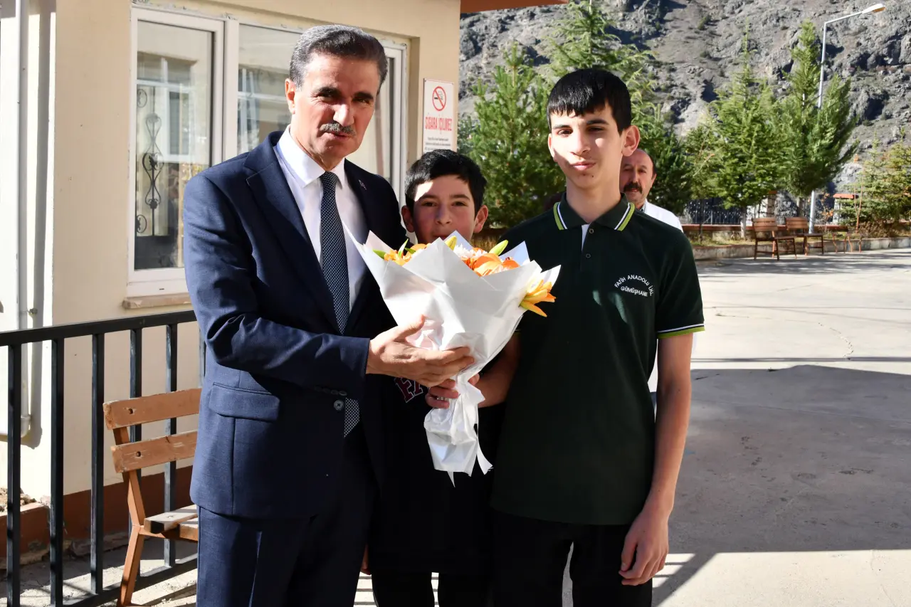 Vali Baruş’tan gençlere 'Hedef Belirleyin' mesajı 13